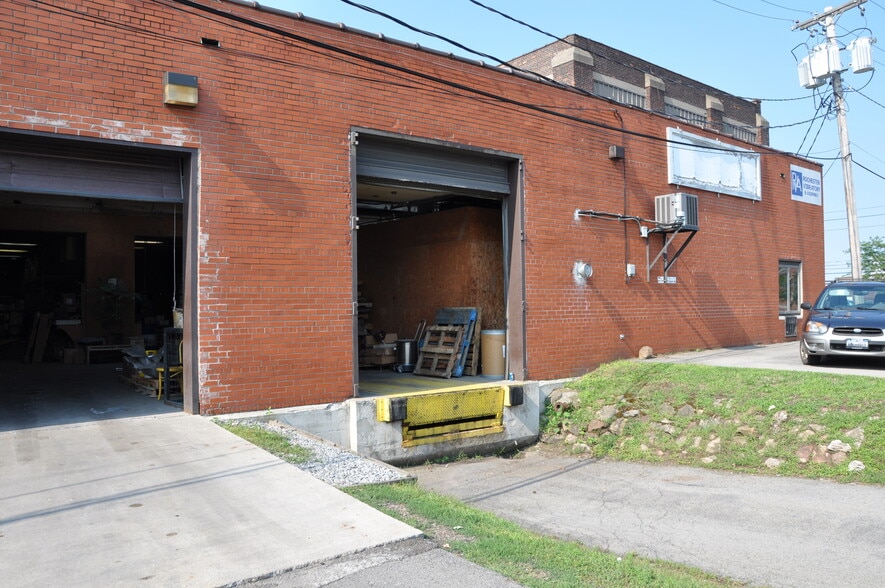 More Photos Of 8-10 Cairn St, Rochester Warehouse For Sale