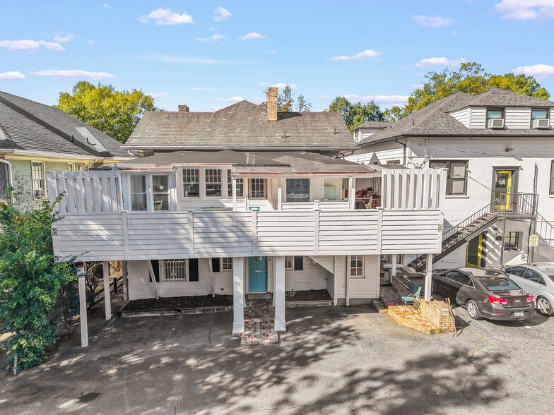 More Photos Of 407 Summit St, Winston-Salem Office For Sale