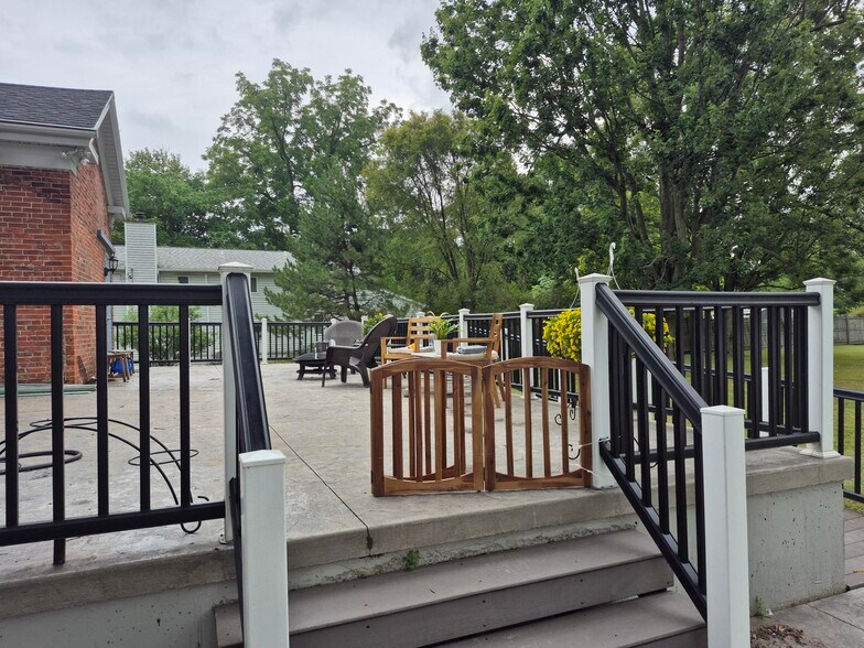 More Photos Of 5895 Goodrich Rd, Clarence Center Office For Sale