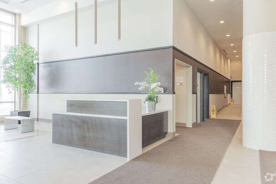 More Photos Of 73 Bayly St W, Ajax Apartments For Lease