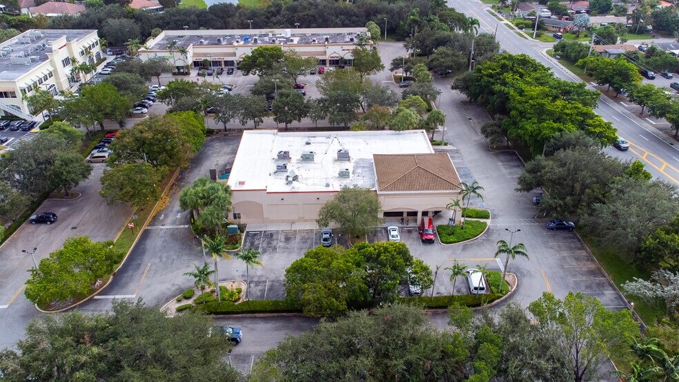 More Photos Of 1701 N University Dr, Pembroke Pines Drugstore For Sale