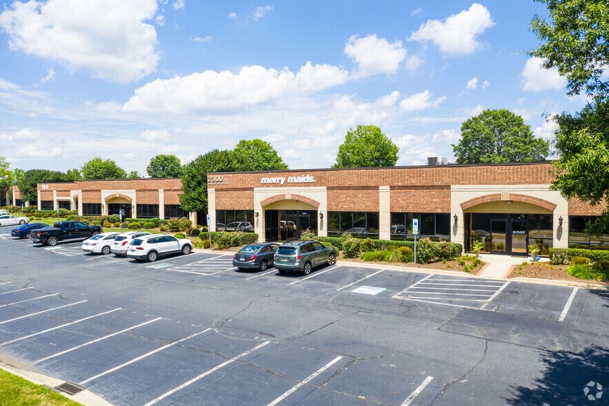 Primary Photo Of 2300 Sardis Rd N, Charlotte Flex For Lease