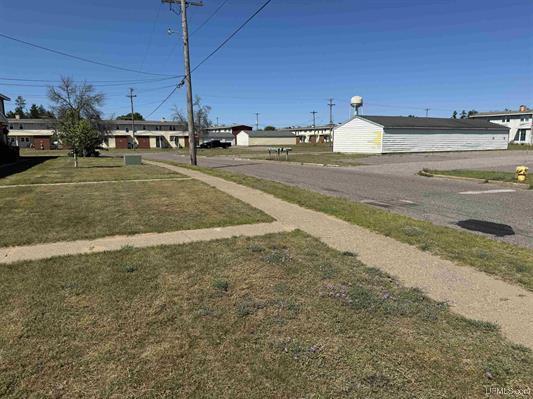 More Photos Of 411 Mustang St, Gwinn Apartments For Sale