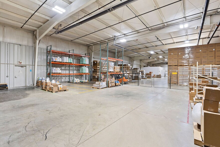 More Photos Of 2000 Ashley Rd, Morris Manufacturing For Lease