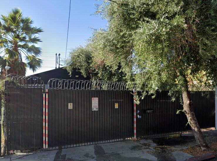 More Photos Of 1330 Willow St, Los Angeles Flex For Lease