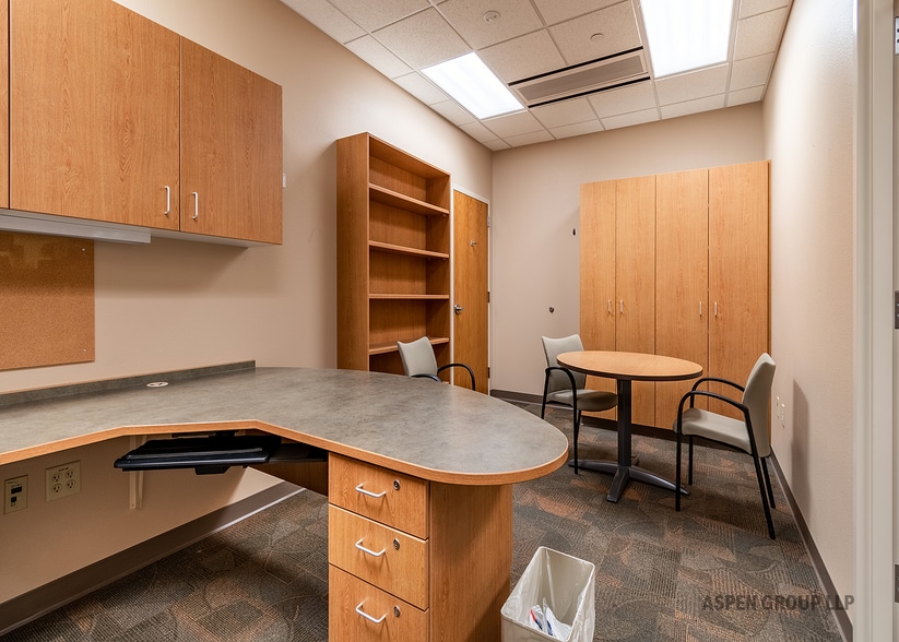 More Photos Of 1310 E Main Ave, Bismarck Medical For Lease