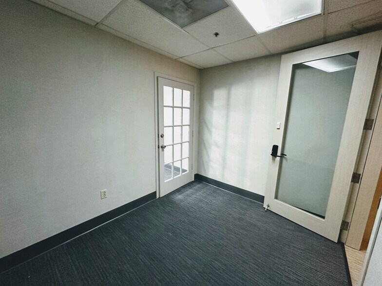 More Photos Of 1110 Brickell Ave, Miami Office Residential For Sale