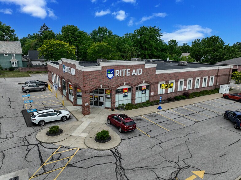 More Photos Of 207 N Court St, Medina Freestanding For Lease