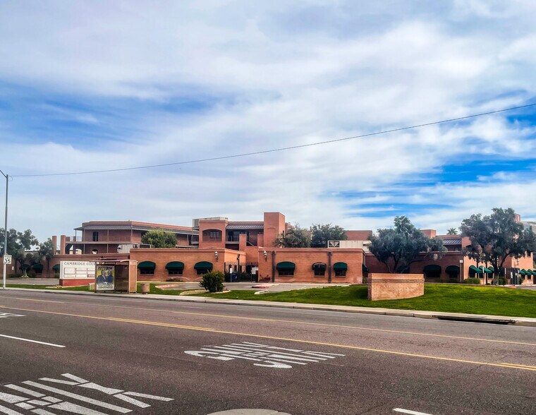 More Photos Of 2701 N 16th St, Phoenix Medical For Sale