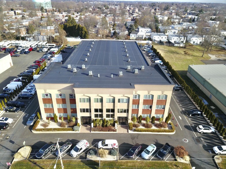 More Photos Of 10065-10067 Sandmeyer Ln, Philadelphia Light Distribution For Lease