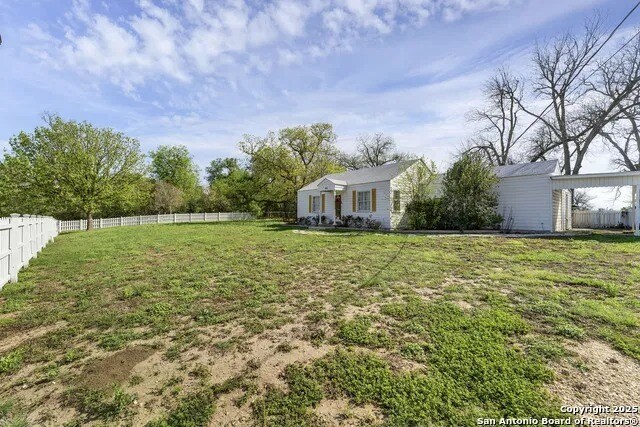 More Photos Of 105 NW River Rd, Martindale Specialty For Sale