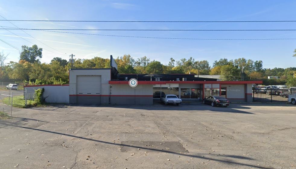 More Photos Of 5111-5115 E 30th St, Indianapolis Warehouse For Sale