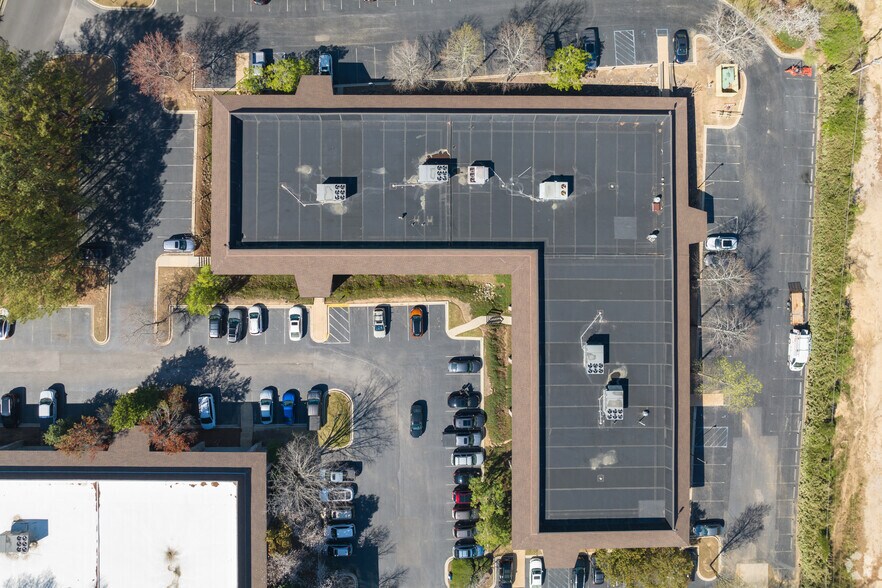 More Photos Of 200 Cahaba Park Cir, Birmingham Coworking Space