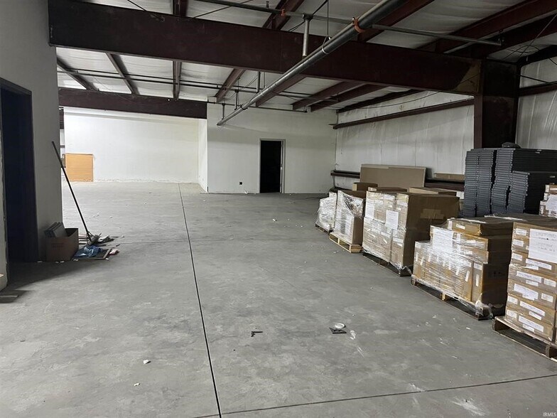 More Photos Of 3471 N Union Dr, Olney Warehouse For Sale