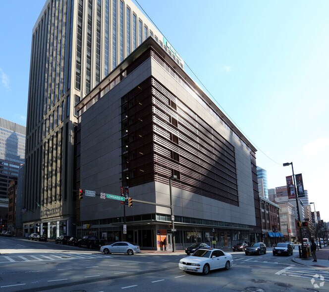 More Photos Of 30 Light St, Baltimore Parking Garage For Lease