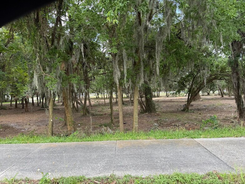 More Photos Of 150 SE 17th St, Ocala Land For Sale