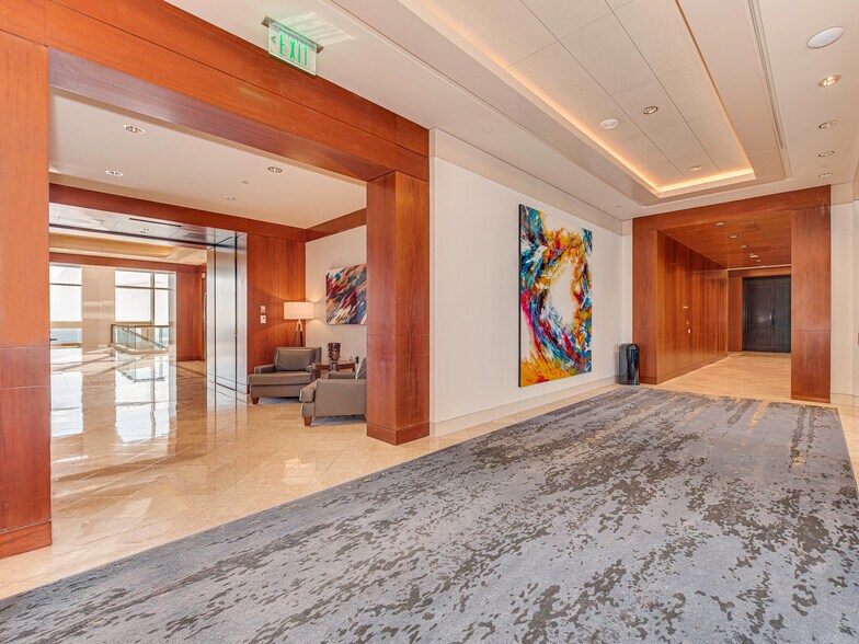 More Photos Of 301 S College St, Charlotte Office For Lease