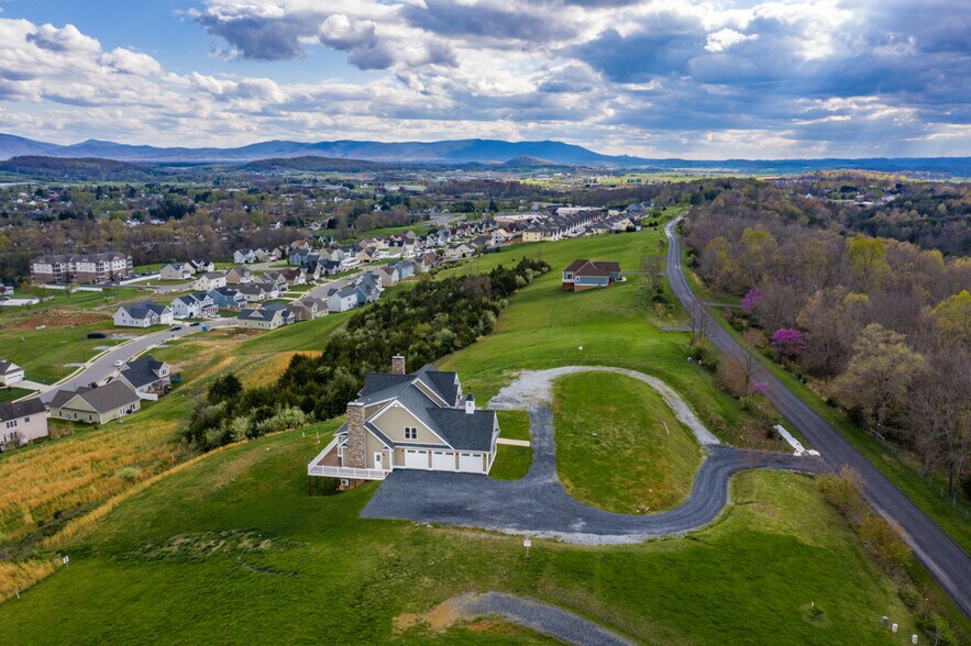 More Photos Of 243 Barrenridge rd, Staunton Specialty For Sale