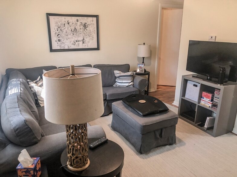 More Photos Of 50 Springdale St, Athens Multifamily For Sale