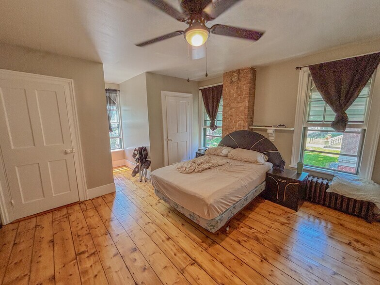 More Photos Of 145 Front St, Schenectady Apartments For Sale
