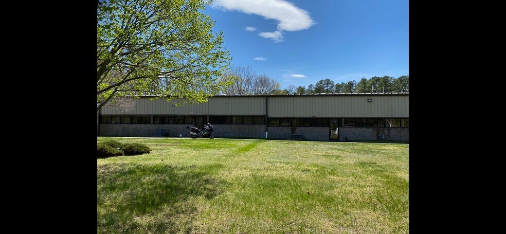 More Photos Of 487 Wright Debow Rd, Jackson Flex For Sale