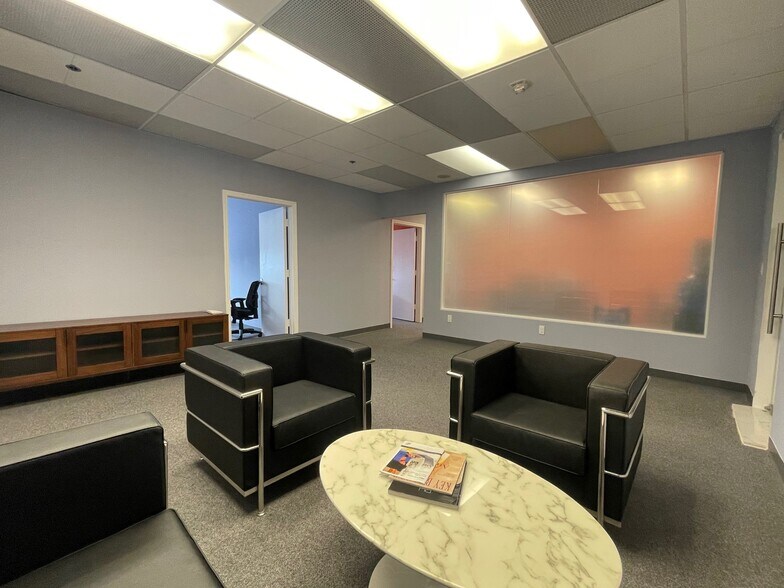 More Photos Of 150 SE 2nd Ave, Miami Office Residential For Sale