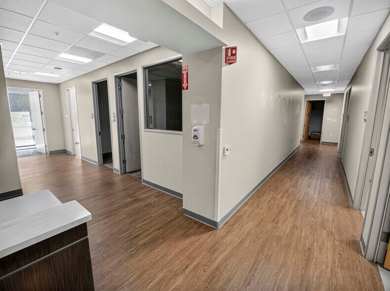 More Photos Of 1081 Long Beach Blvd, Long Beach Apartments For Lease