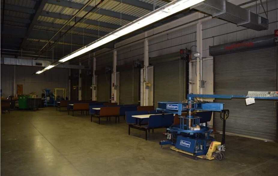 More Photos Of 470 Joseph St, Alexander City Warehouse For Lease