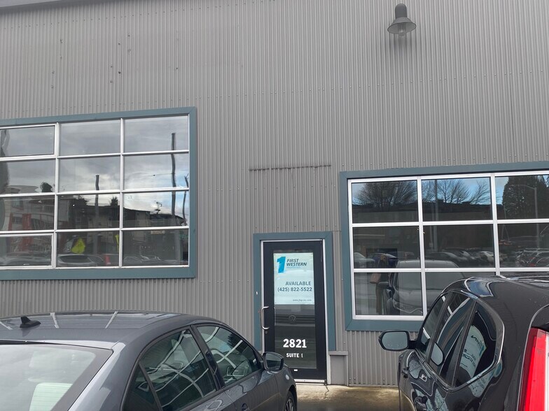 More Photos Of 2811-2839 NW Market St, Seattle Self Storage For Lease