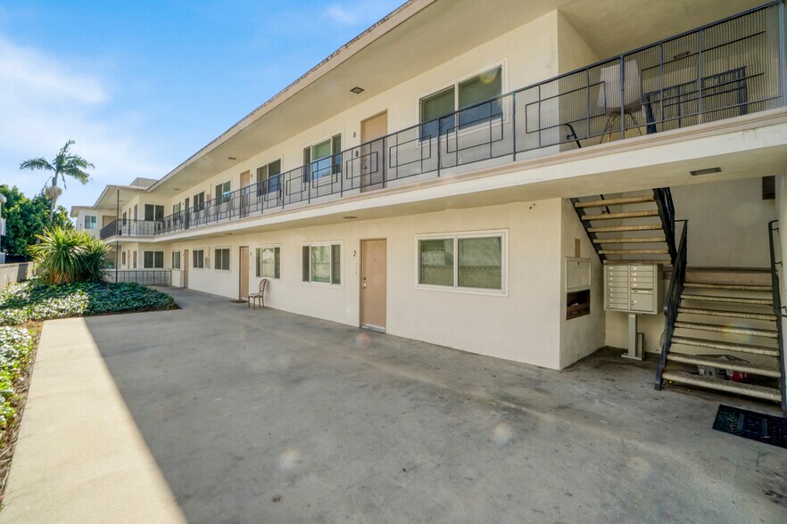 More Photos Of 212 E Tamarack Ave, Inglewood Apartments For Sale