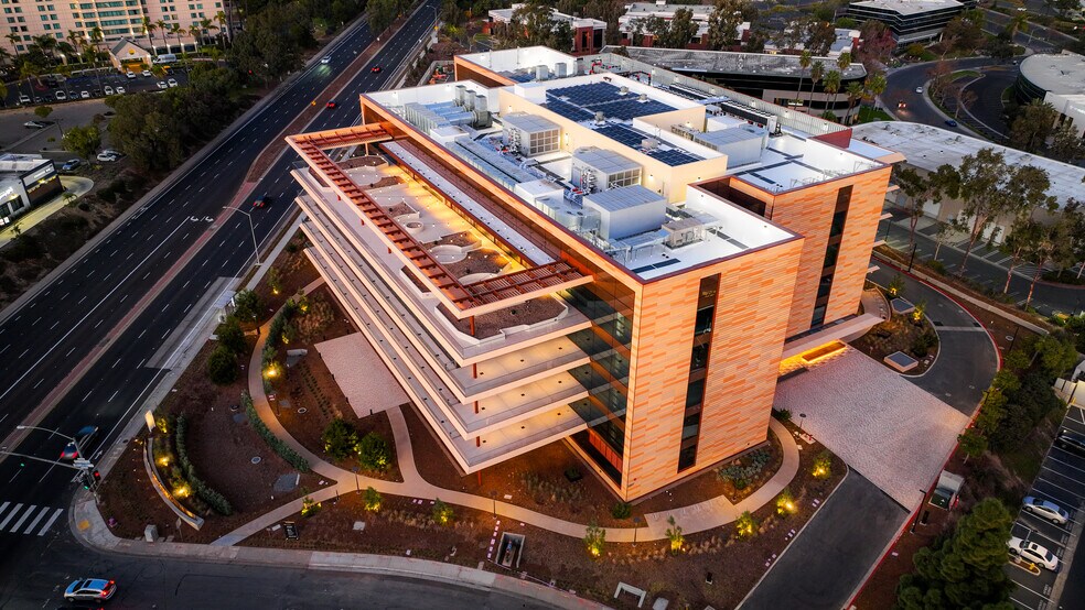 More Photos Of 5897 Oberlin Dr, San Diego Research And Development For Lease