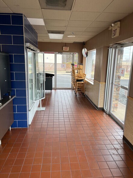 More Photos Of 17650 Highway 65 NE, Andover Fast Food For Sale