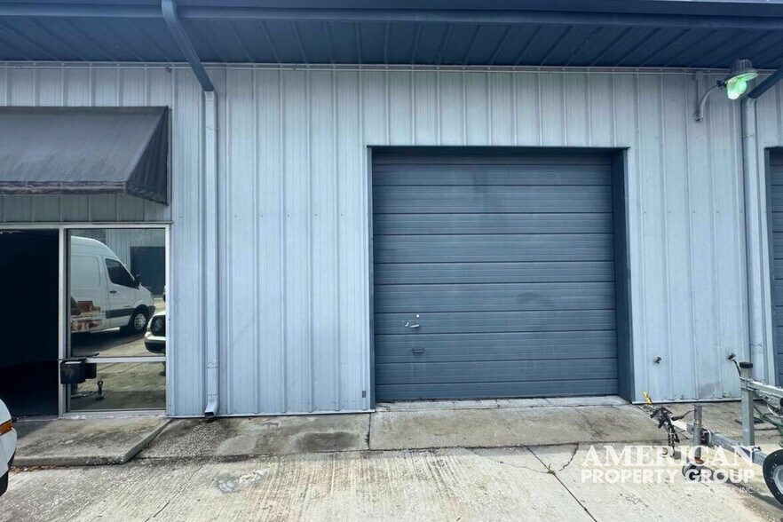 More Photos Of 1159 Palmer Wood Ct, Sarasota Warehouse For Lease