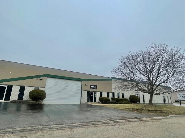 More Photos Of 12137 Rhea Dr, Plainfield Warehouse For Lease