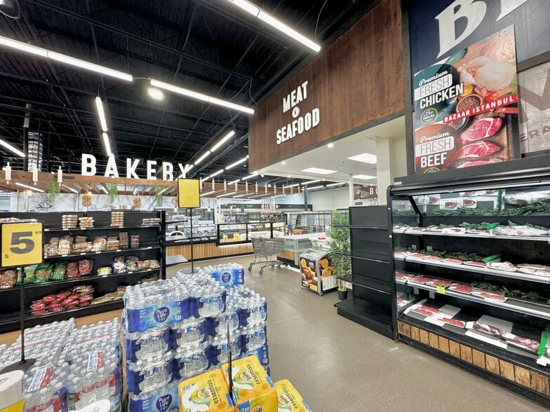 More Photos Of 4603 Sienna Pky, Missouri City Supermarket For Sale