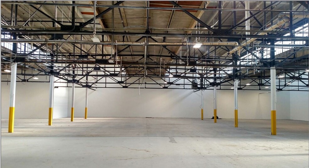 More Photos Of 1210 Stanbridge St, Norristown Warehouse For Lease