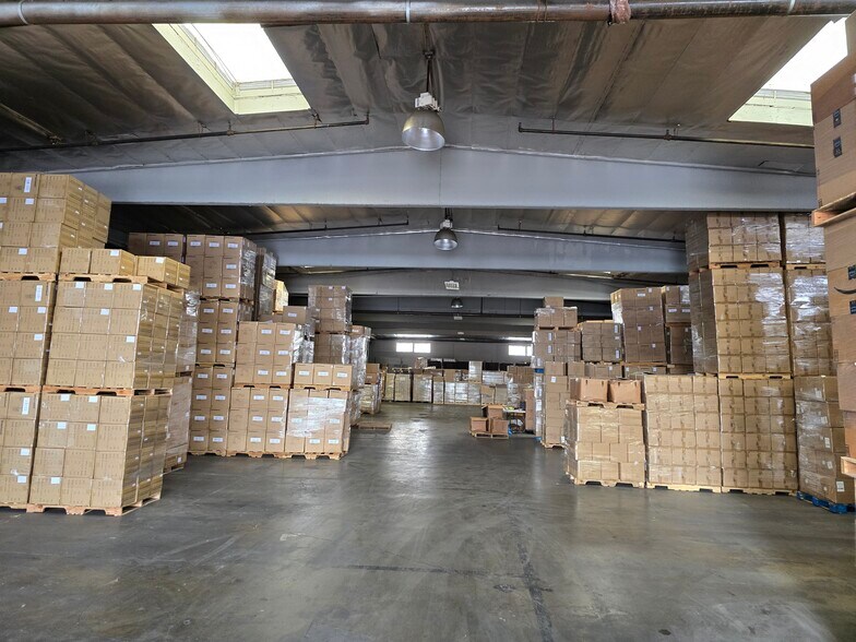 More Photos Of 2001-2015 Saybrook Ave, Commerce Warehouse For Lease