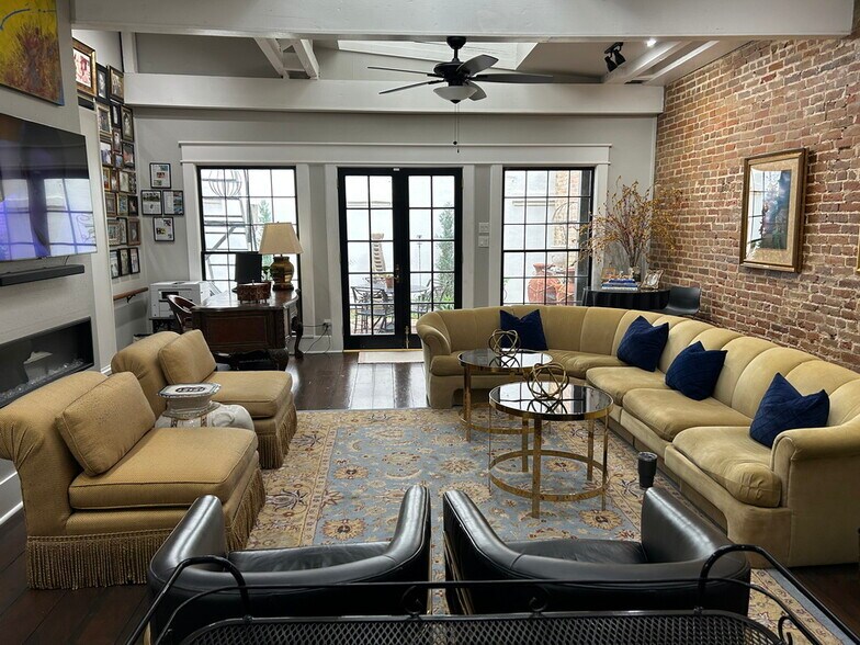 More Photos Of 217 23rd St, Galveston Apartments For Sale