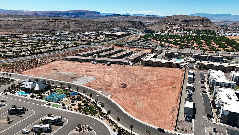 More Photos Of 1355 E Bluff View Dr, Washington Land For Lease