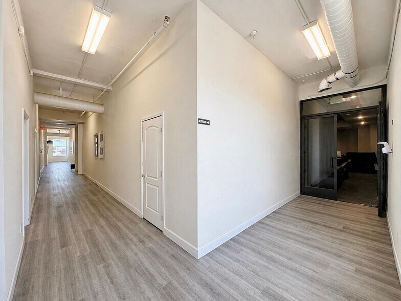 More Photos Of 909 N D St, San Bernardino Office For Sale