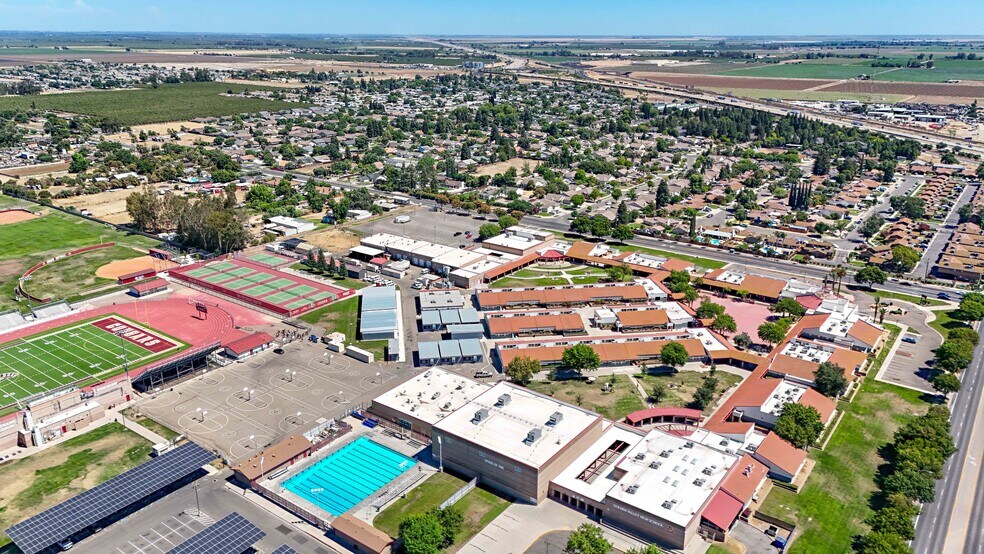 More Photos Of 125 N Parsons Ave, Merced Land For Sale