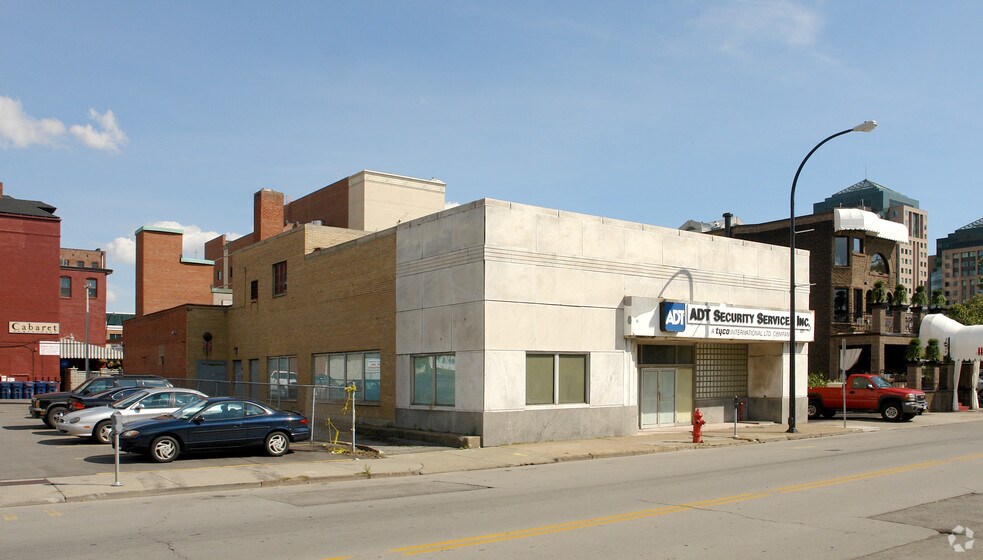 Primary Photo Of 301 Franklin St, Buffalo Restaurant For Sale