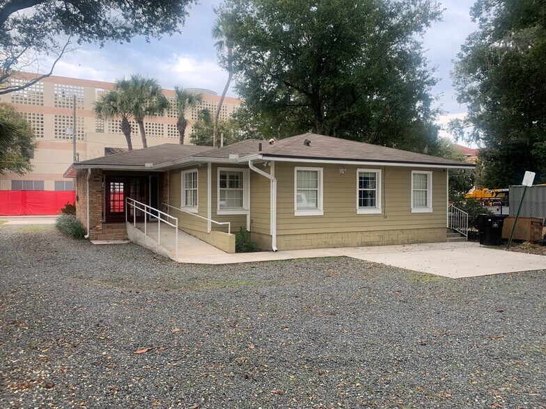 More Photos Of 80 Bonnie Loch Ct, Orlando Office For Lease