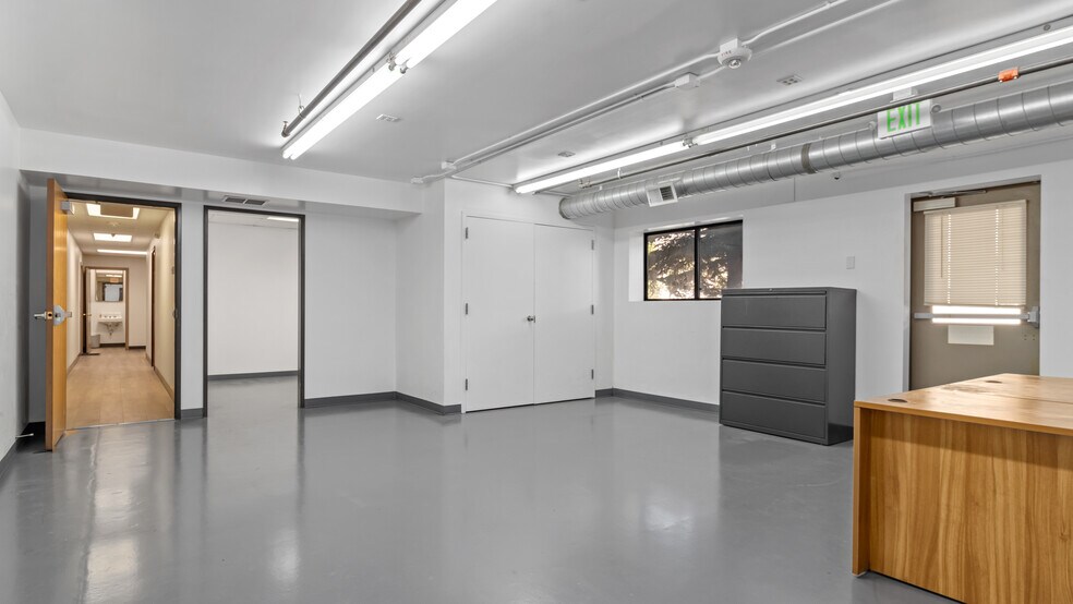 More Photos Of 14320 Longs Peak Ct, Longmont Warehouse For Lease