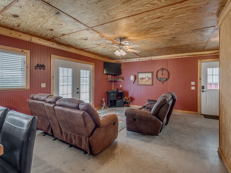 More Photos Of 341070 E 890 Rd, Chandler Lodge Meeting Hall For Sale