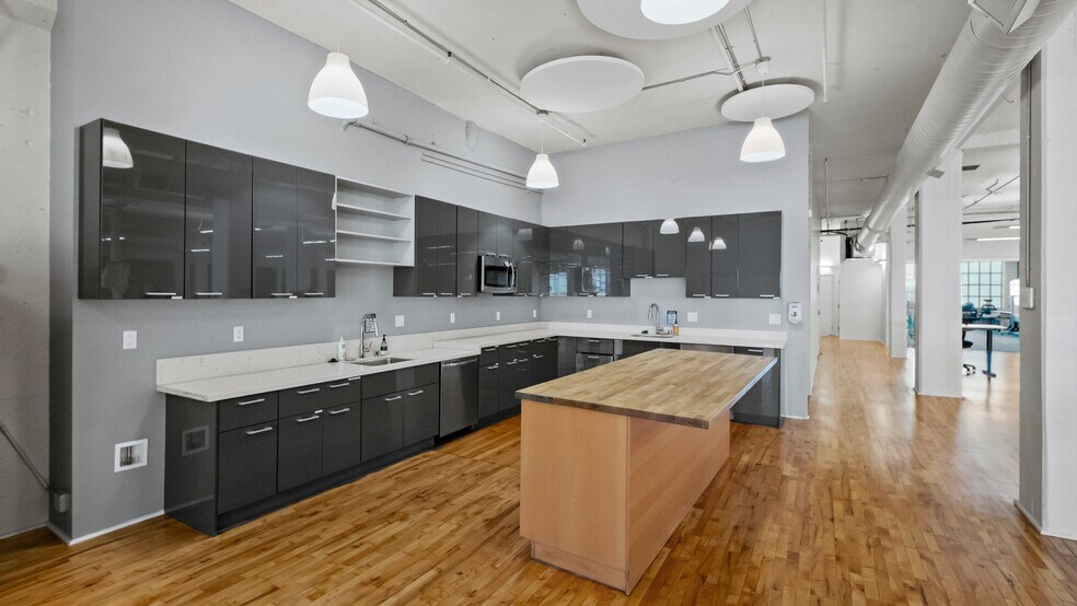 More Photos Of 972 Mission St, San Francisco Office For Lease