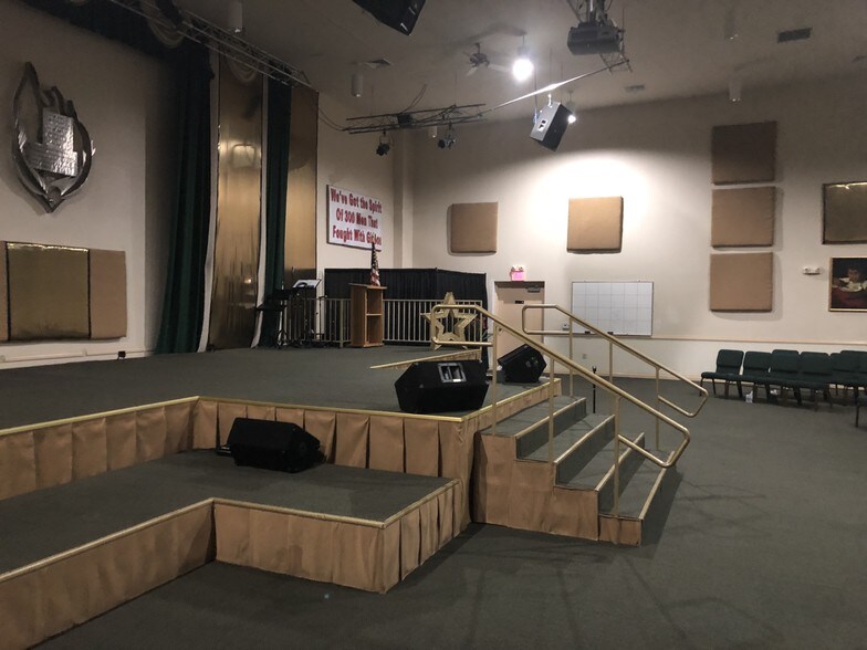 More Photos Of 3910 E Patrick Ln, Las Vegas Religious Facility For Sale