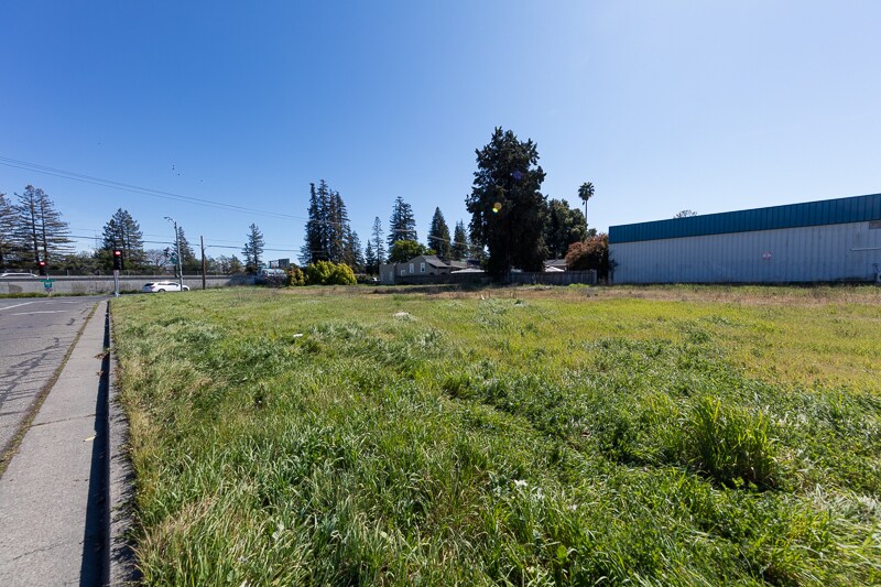 More Photos Of 1343 Cleveland, Santa Rosa Land For Sale