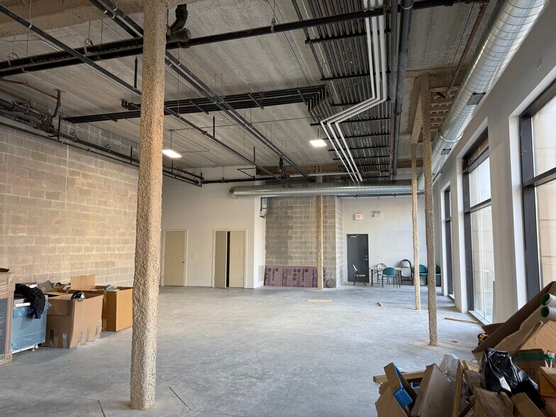 More Photos Of 2823 W Belmont Ave, Chicago Apartments For Lease