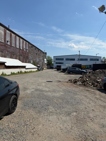 More Photos Of 29 Bennett St, Lynn Warehouse For Sale